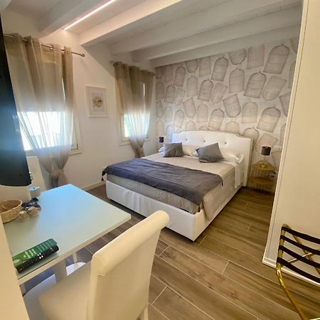 Star Soave Rooms - Locazione Turistica Bagian luar foto