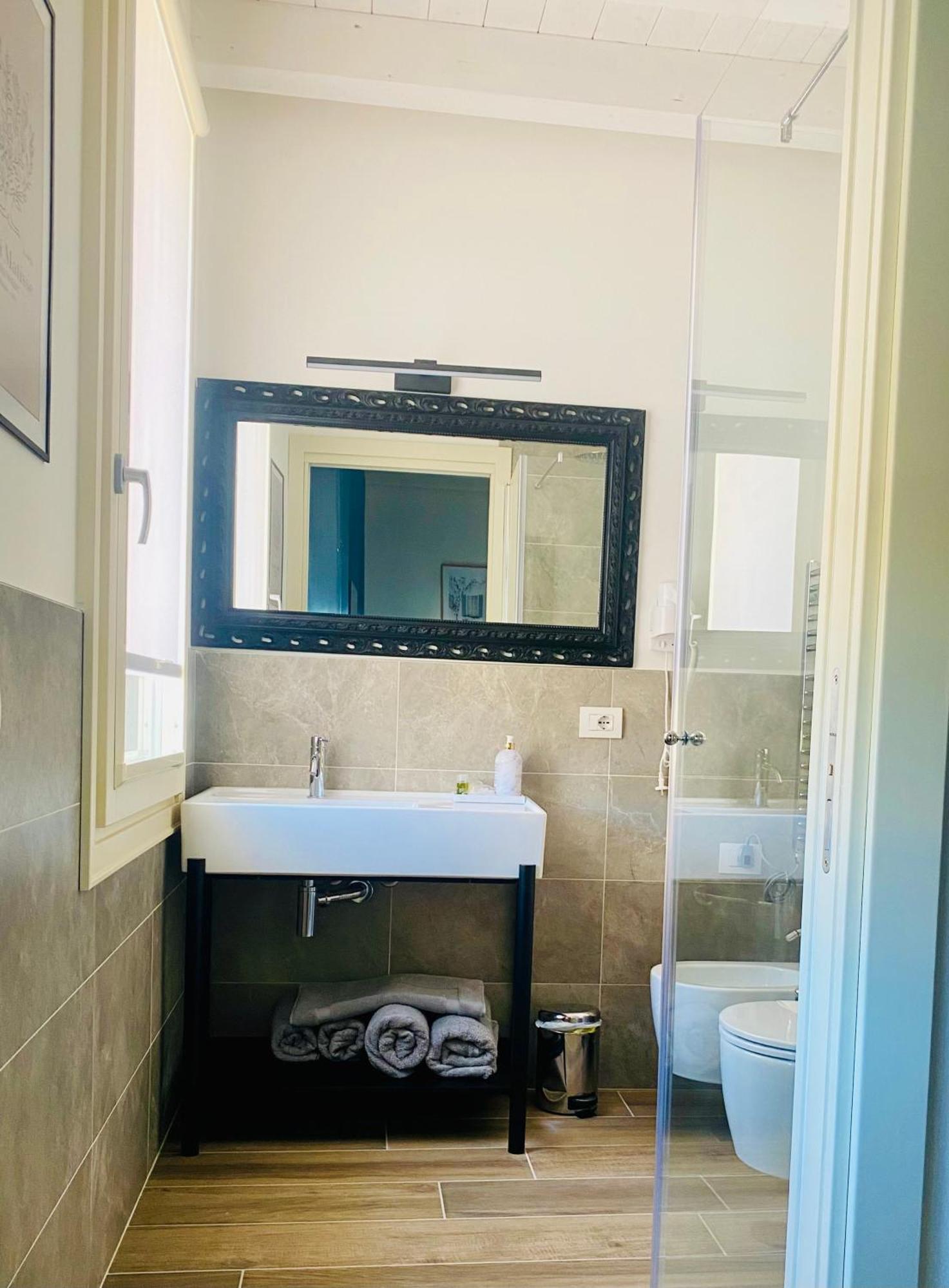 Star Soave Rooms - Locazione Turistica Bagian luar foto