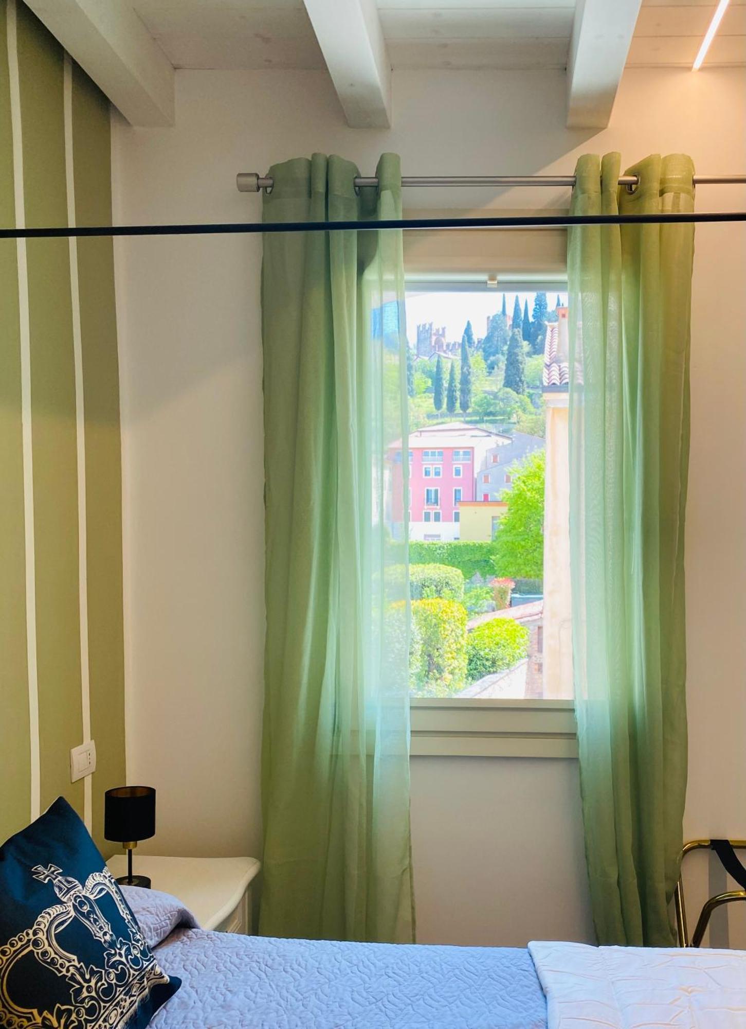 Star Soave Rooms - Locazione Turistica Bagian luar foto